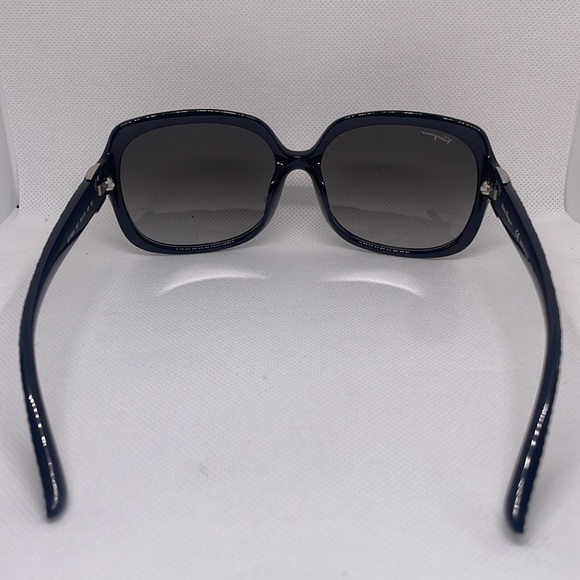 Salvatore Ferragamo Sunglasses with case - Picture 4 of 8